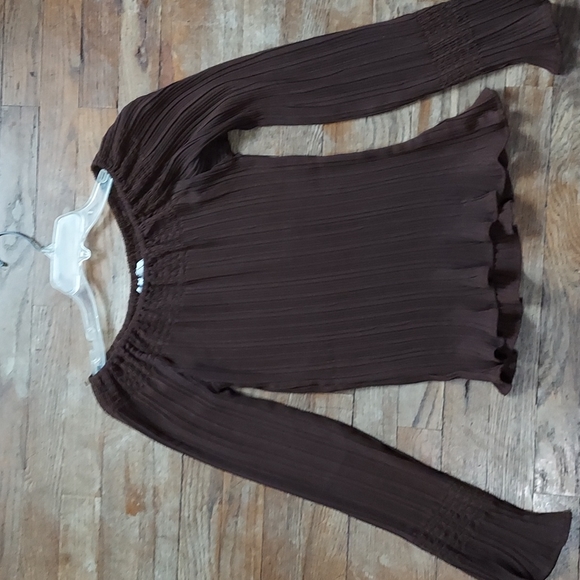 Tops 5 for $20 - Picture 3 of 16